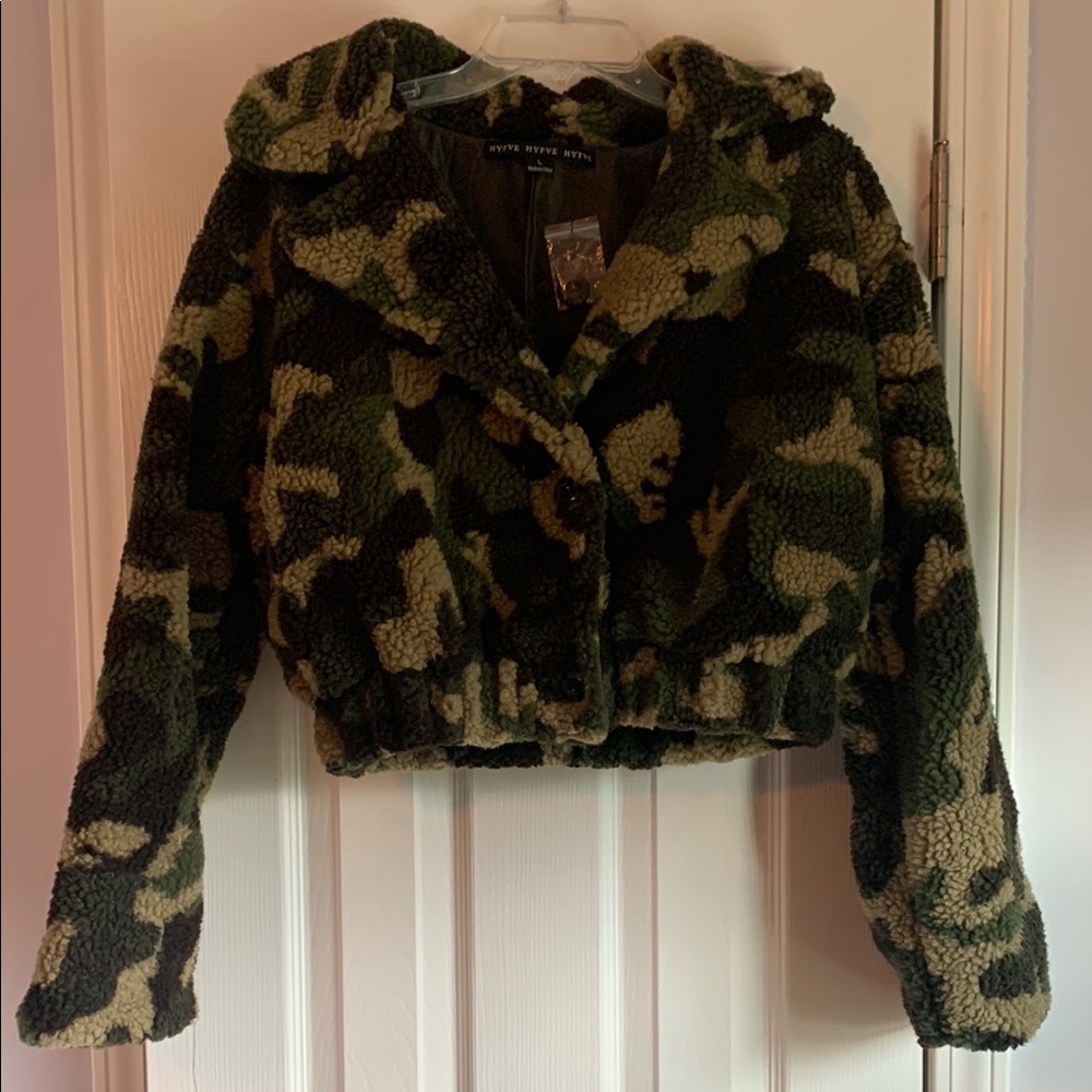 HYFVE Camouflage Sherpa Jacket